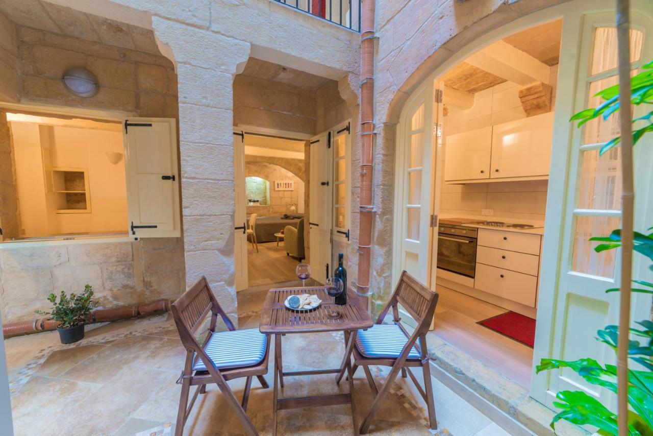 Casa San Carlo Lejlighed Valletta Eksteriør billede